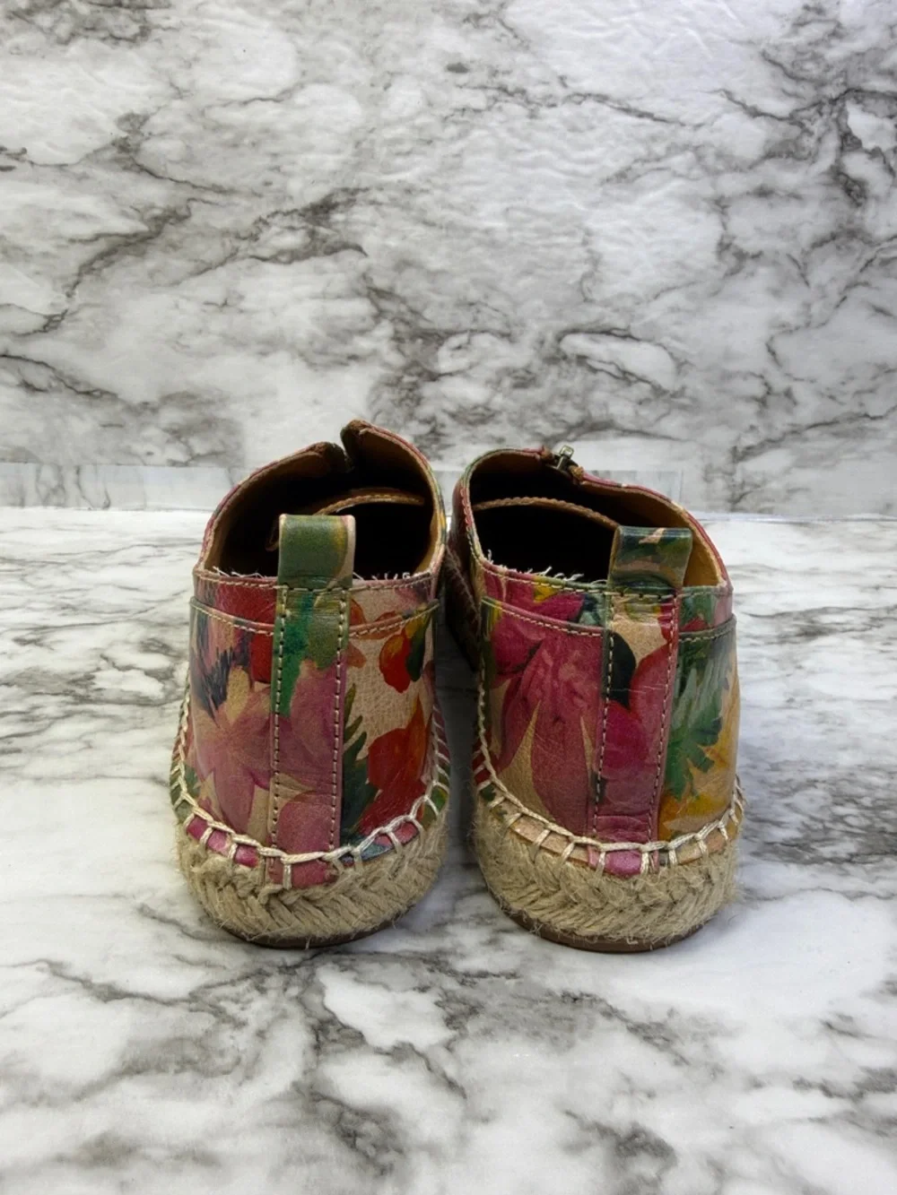 Patricia Nash Eva leather flat shoe in Spring Multi floral pattern NIB Size 6